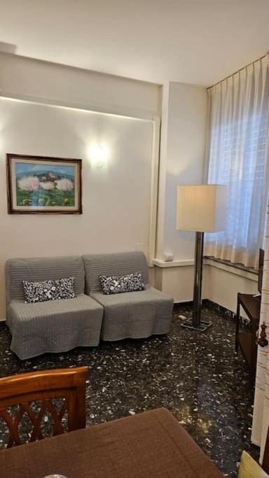 Monticelli Apt - 6 Posti Letto Florens Exteriör bild